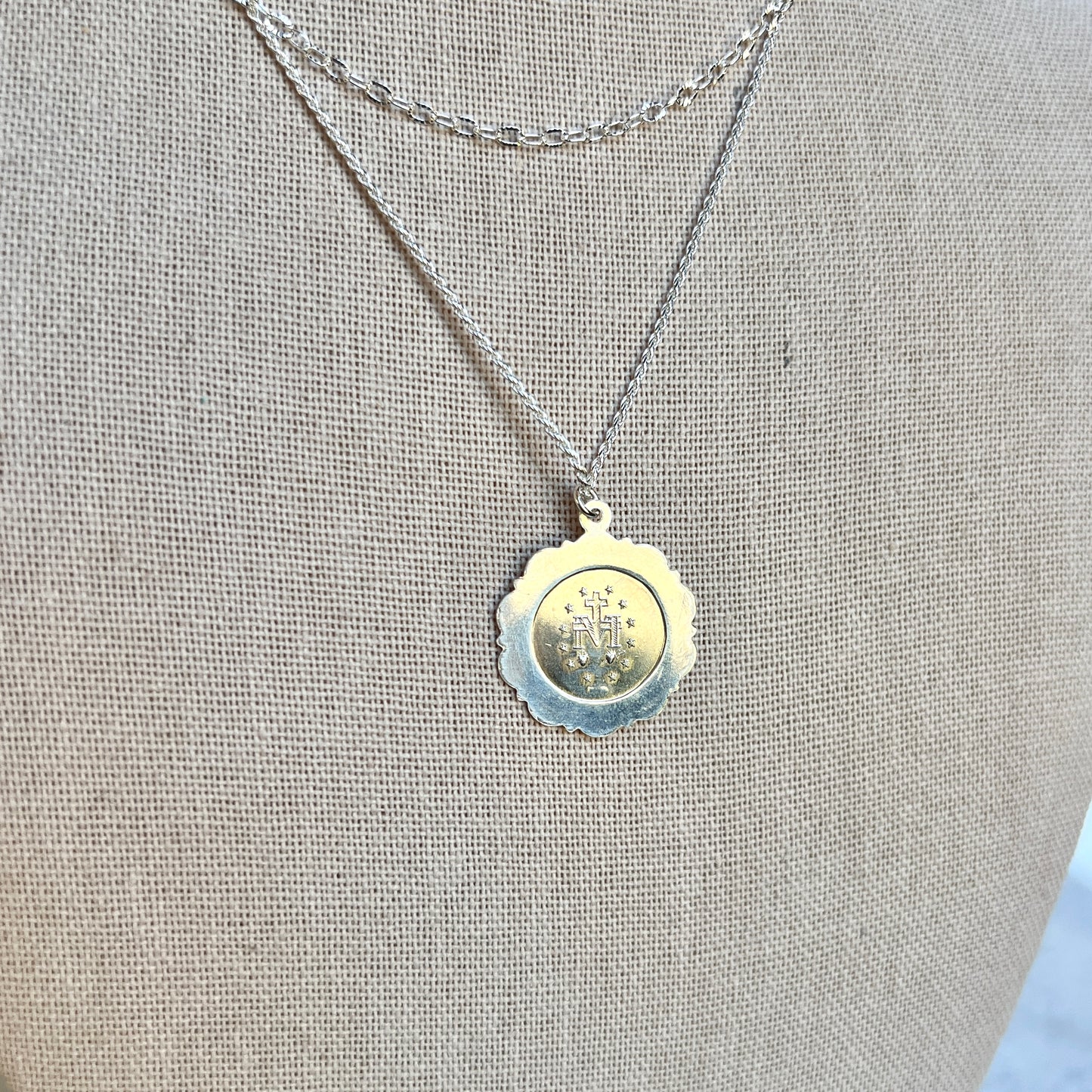 Scalloped Miraculous Medal Simple Chain- Sterling Silver